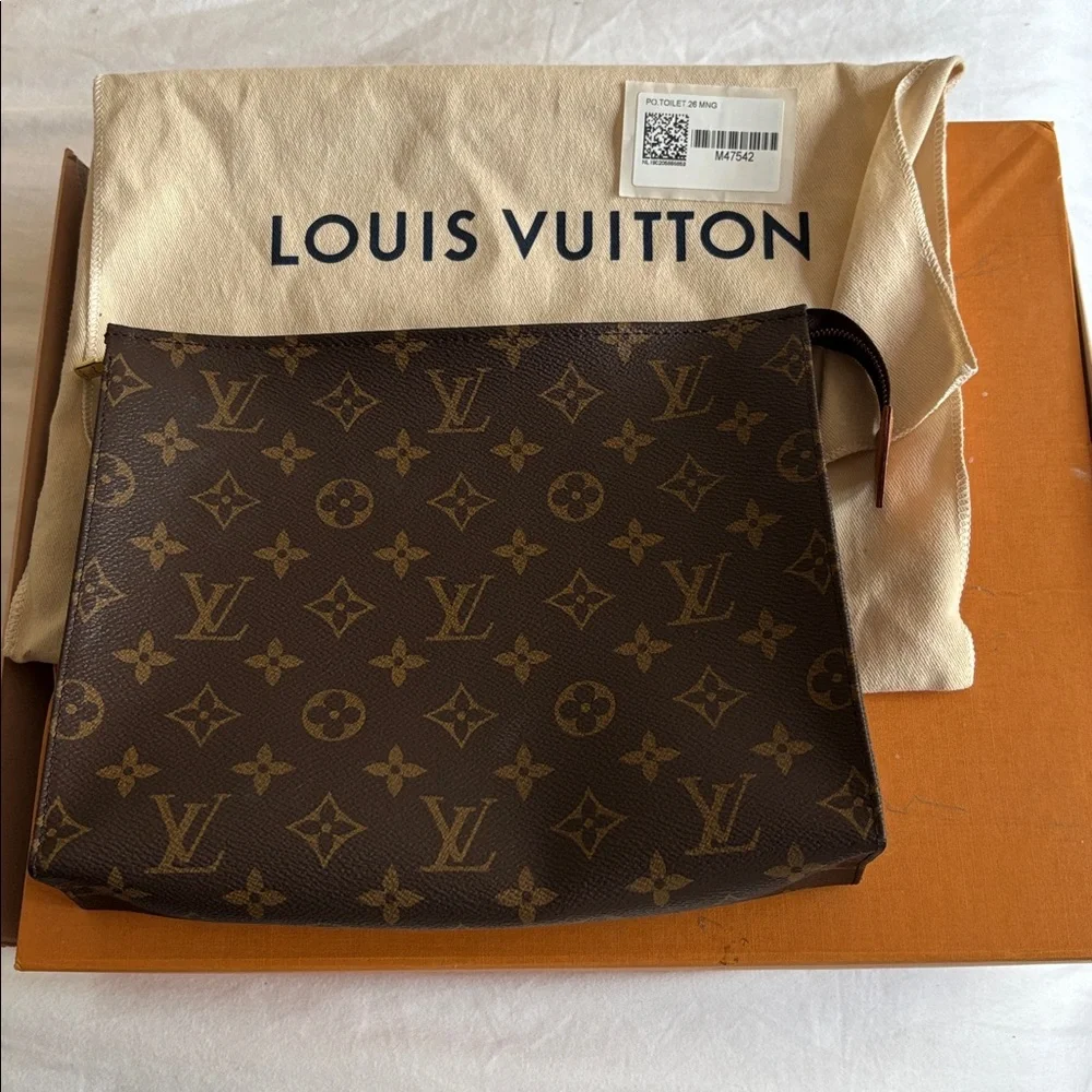 Louis Vuitton pochette - Picture 11 of 17